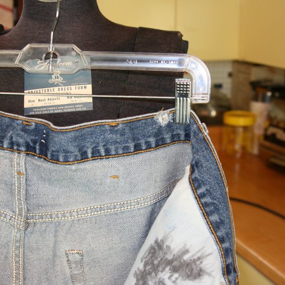 Levi's Dungaree Pants Jeans - Picture 5 of 7